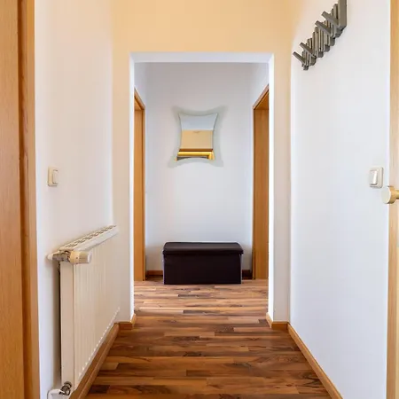 Ostseebad-karlshagen-grosszuegige-ferienwohnung-sommer 公寓